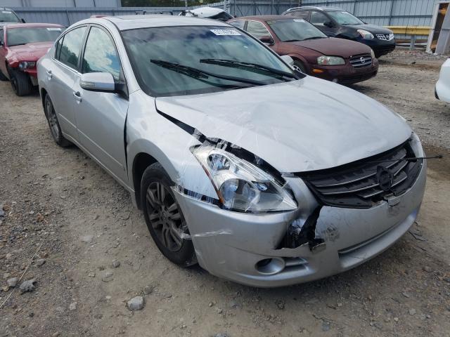 Nissan Altima bas (2011)