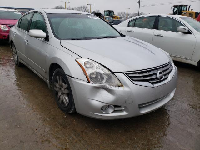 Nissan Altima bas (2012)