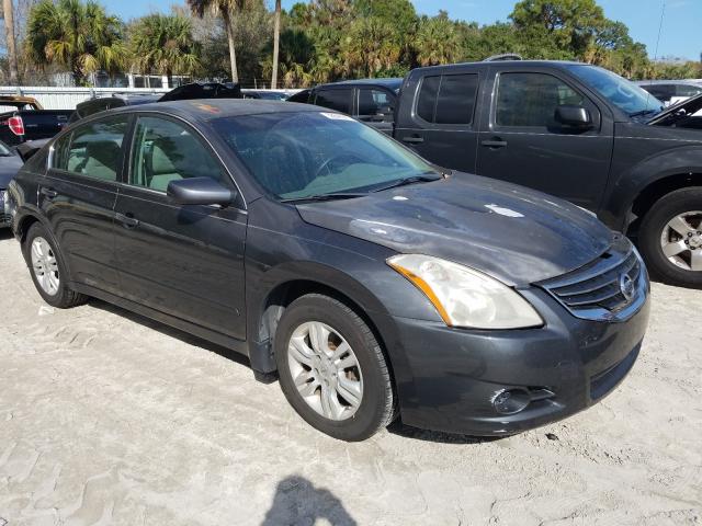 Nissan Altima bas (2012)