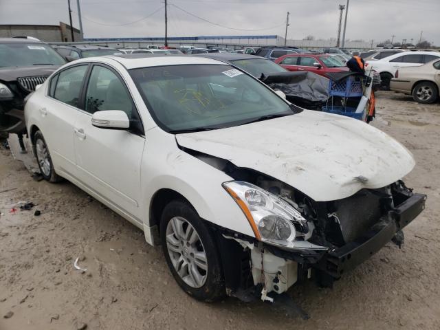 Nissan Altima bas (2010)