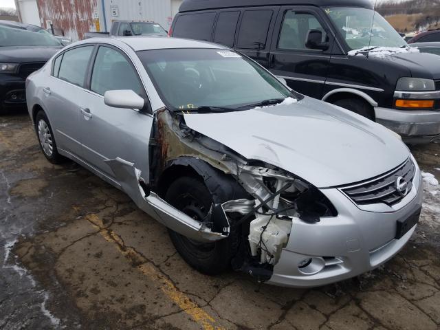 Nissan Altima bas (2012)