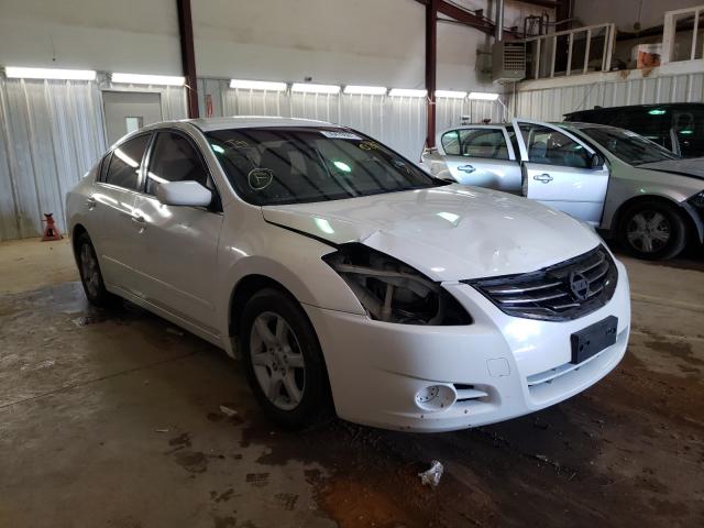 Nissan Altima bas (2012)