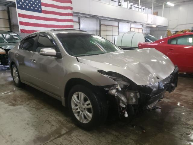 Nissan Altima bas (2012)