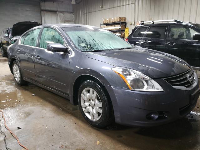 Nissan Altima bas (2010)