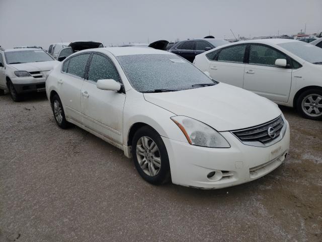Nissan Altima bas (2012)