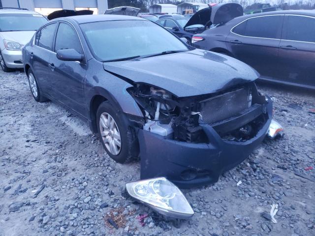 Nissan Altima bas (2010)