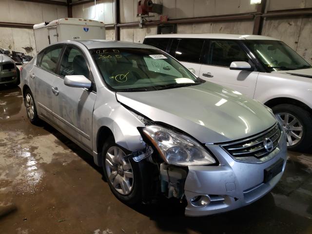 Nissan Altima bas (2010)