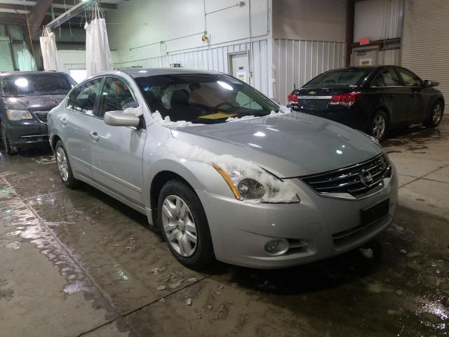 Nissan Altima bas (0)