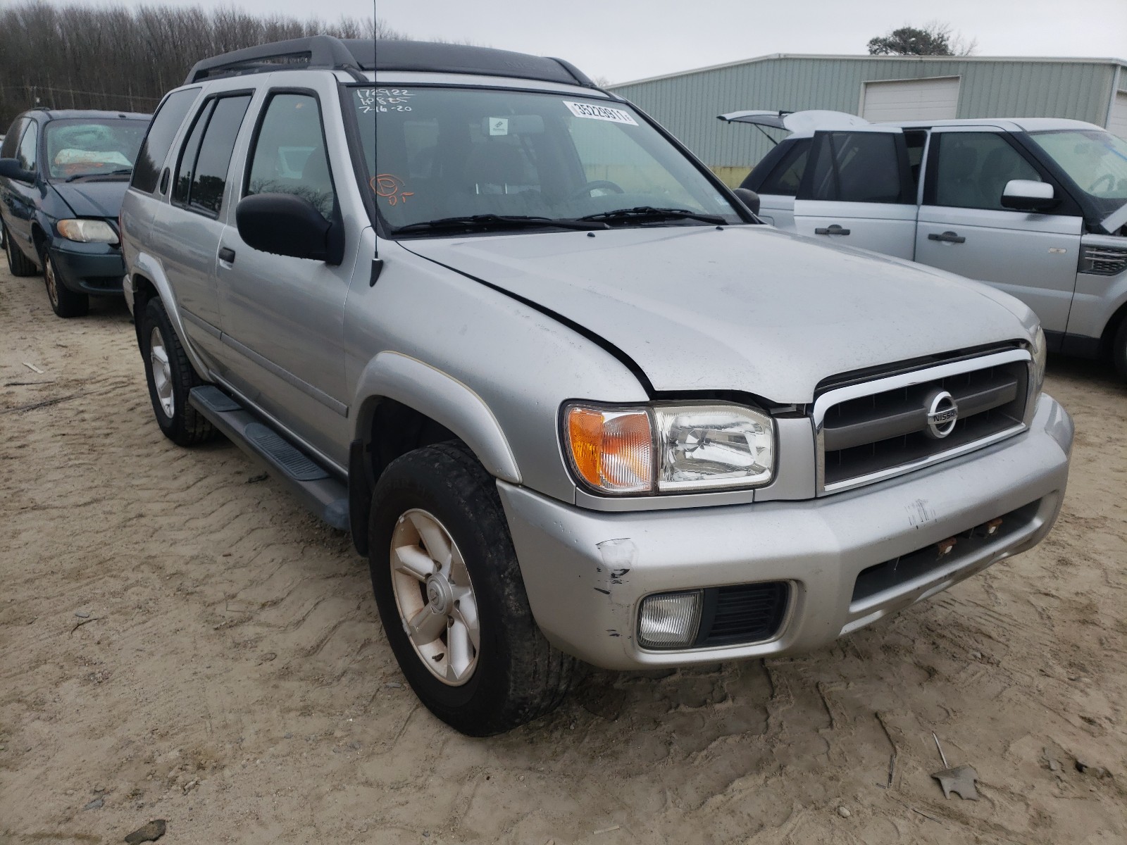 Nissan Pathfinder (2003)
