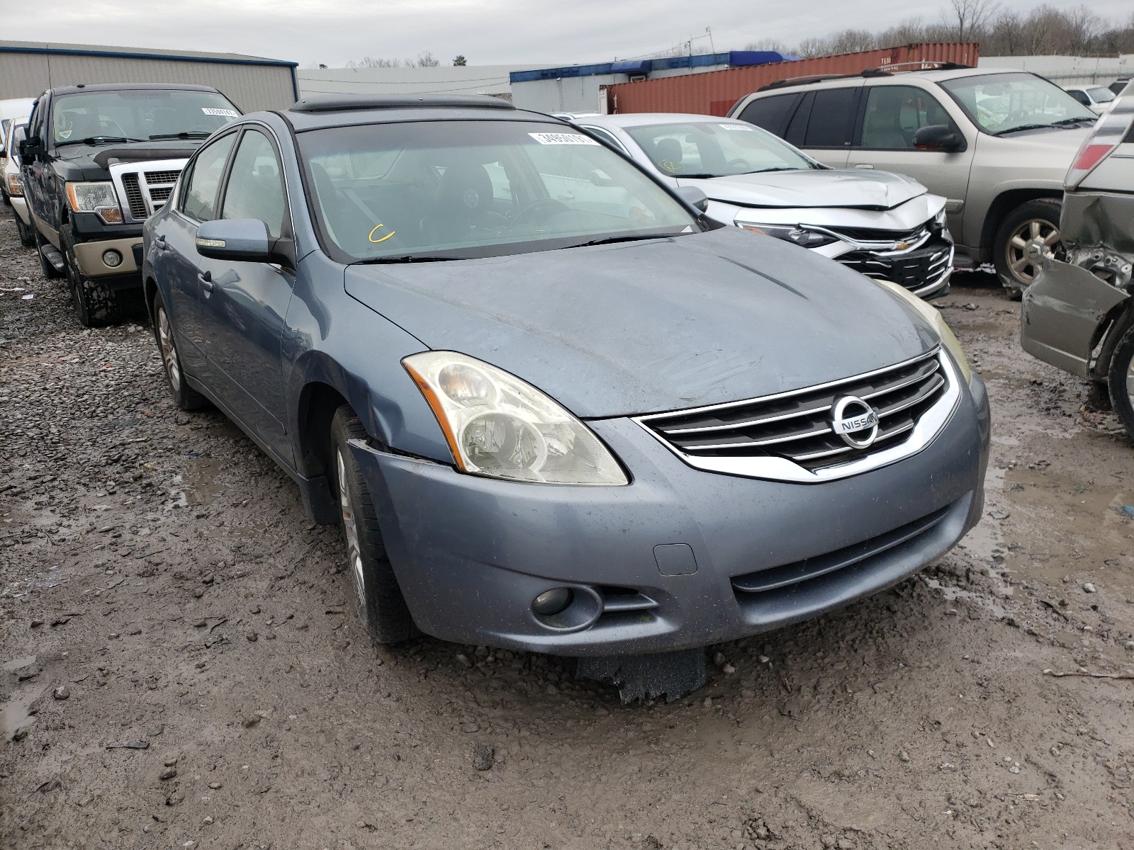 Nissan Altima bas (2010)