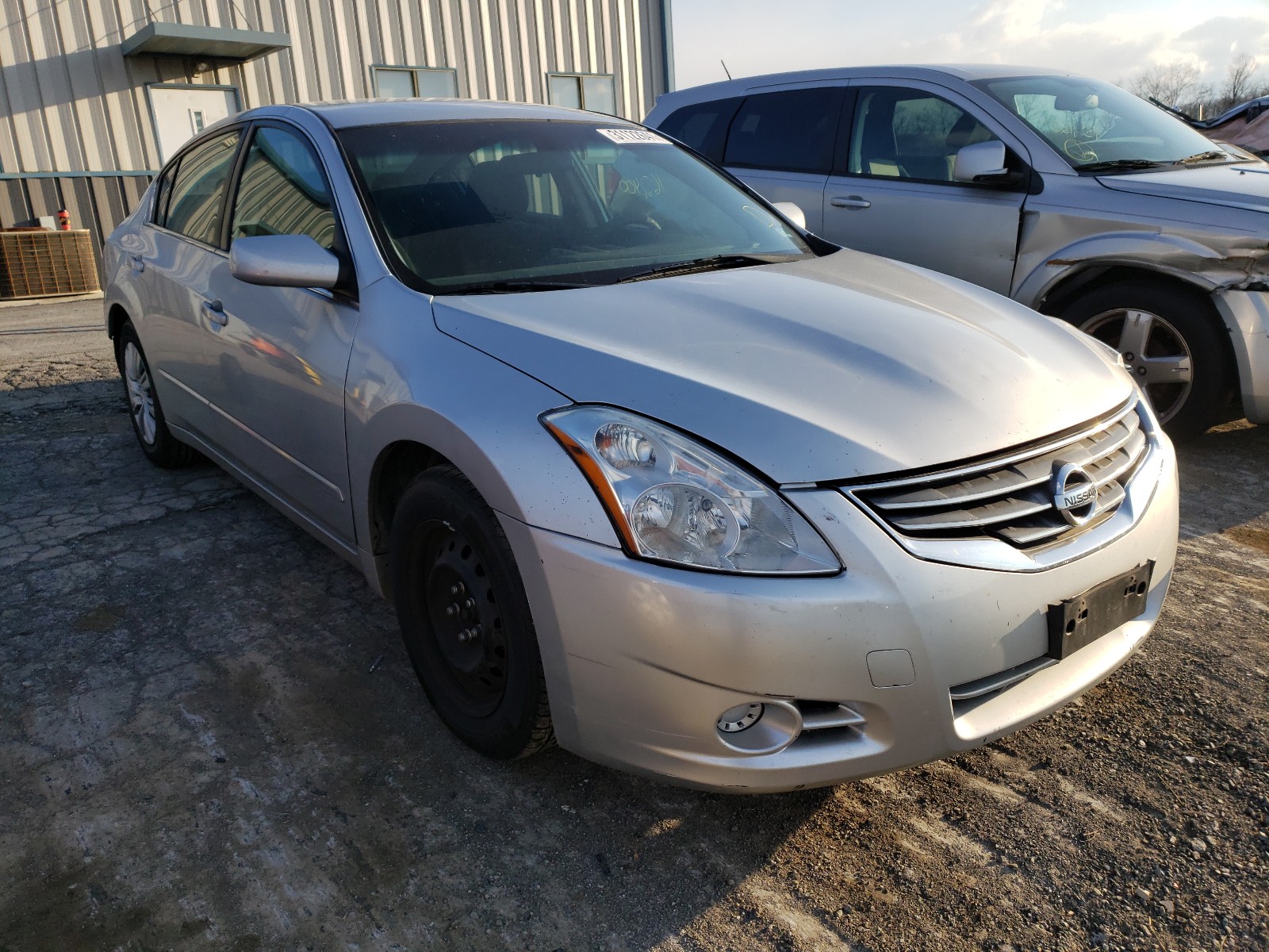 Nissan Altima bas (2012)