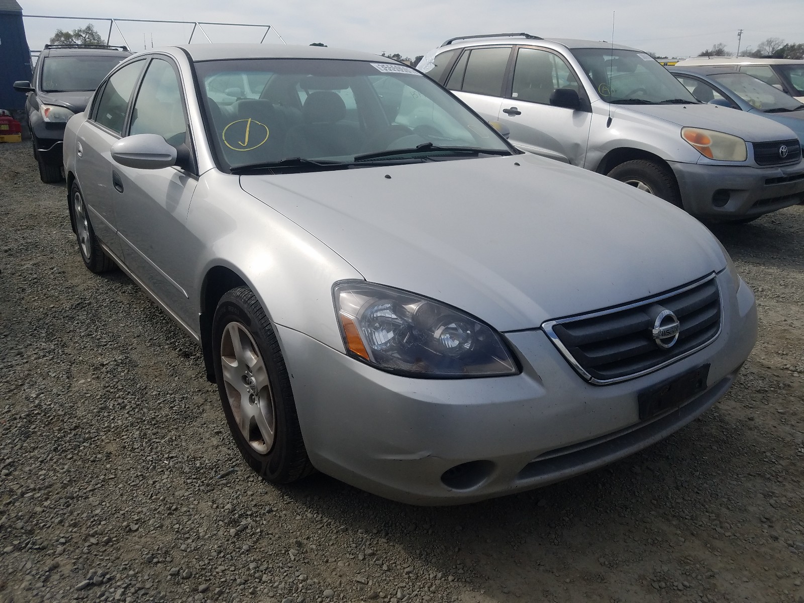 Nissan Altima bas (2002)