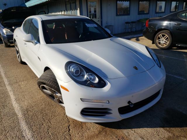 Porsche Panamera s (2016)