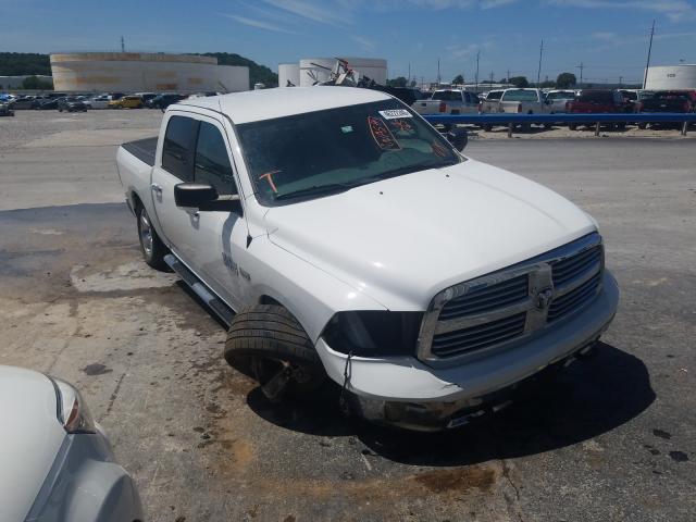 Ram 1500 slt (2015)
