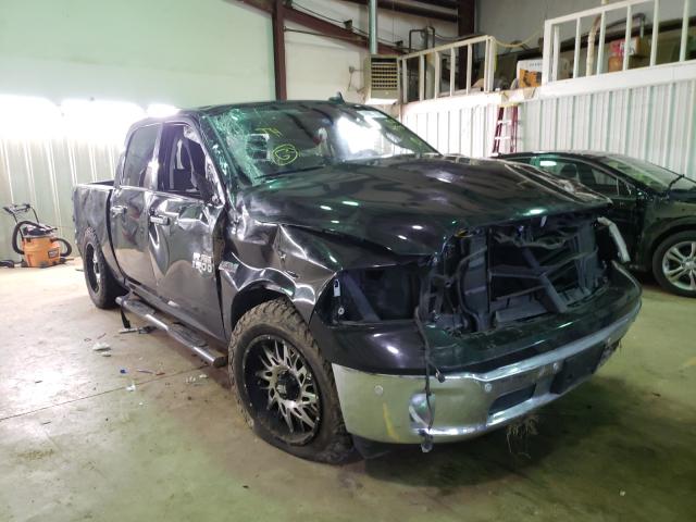 Ram 1500 slt (2017)