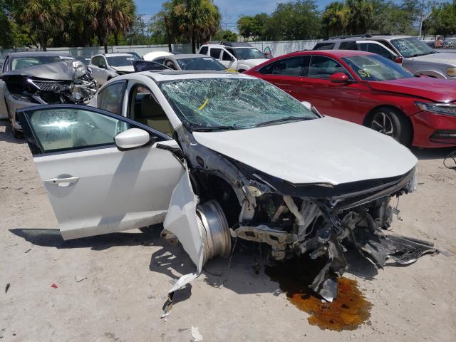 Acura Ilx base w (2016)