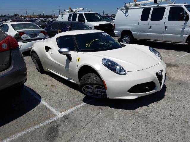 Alfa-romeo 4c (2015)