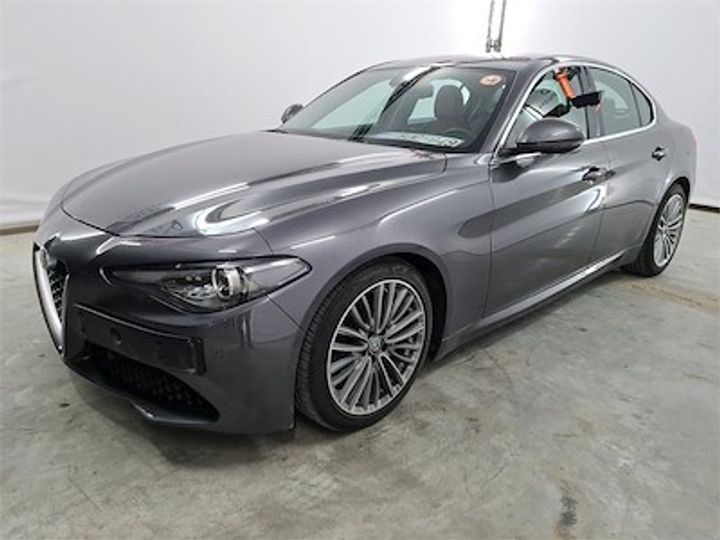 Alfa-romeo Giulia diesel - 2016 (2017)