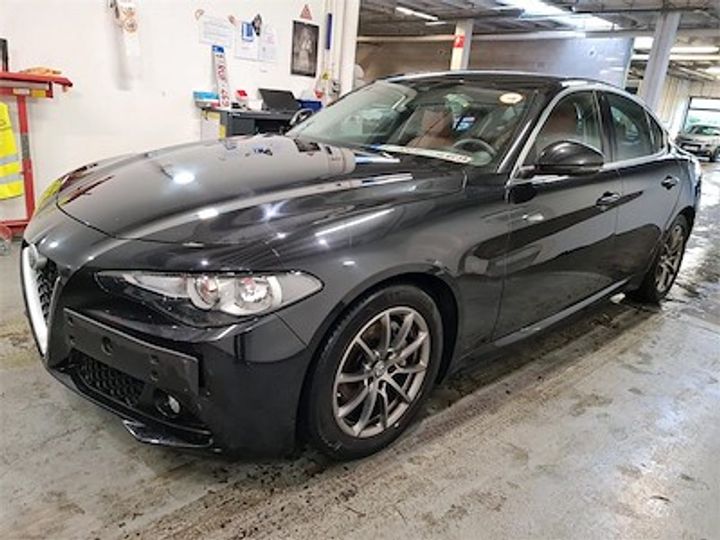 Alfa-romeo Giulia - 2016 (2017)