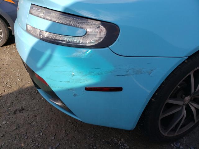 Aston-martin V8 vantage 2012