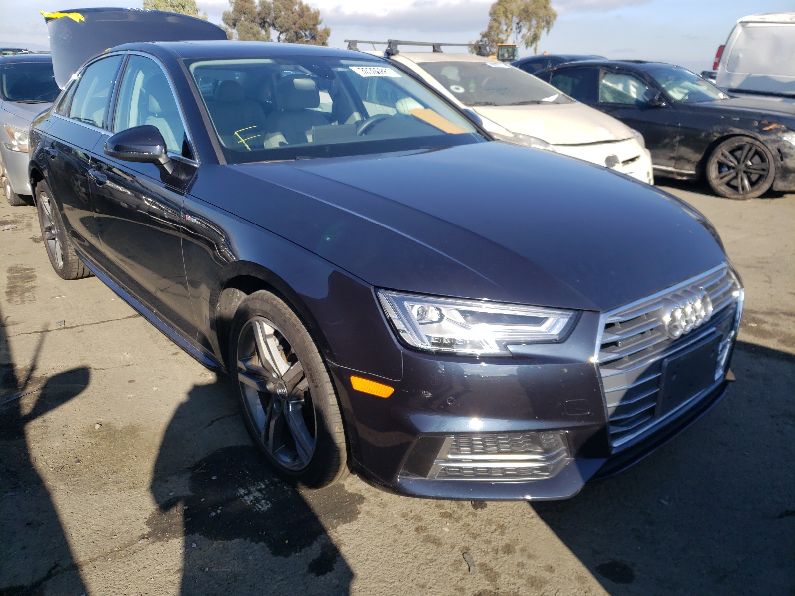 Audi A4 premium (2018)