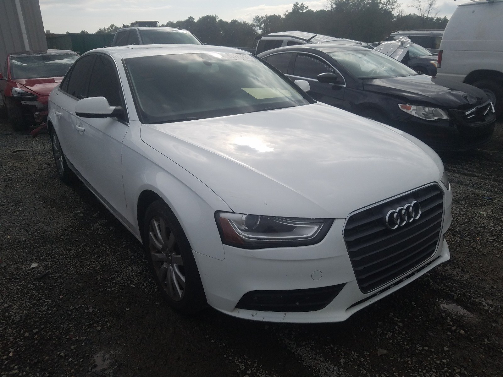 Audi A4 premium (2013)