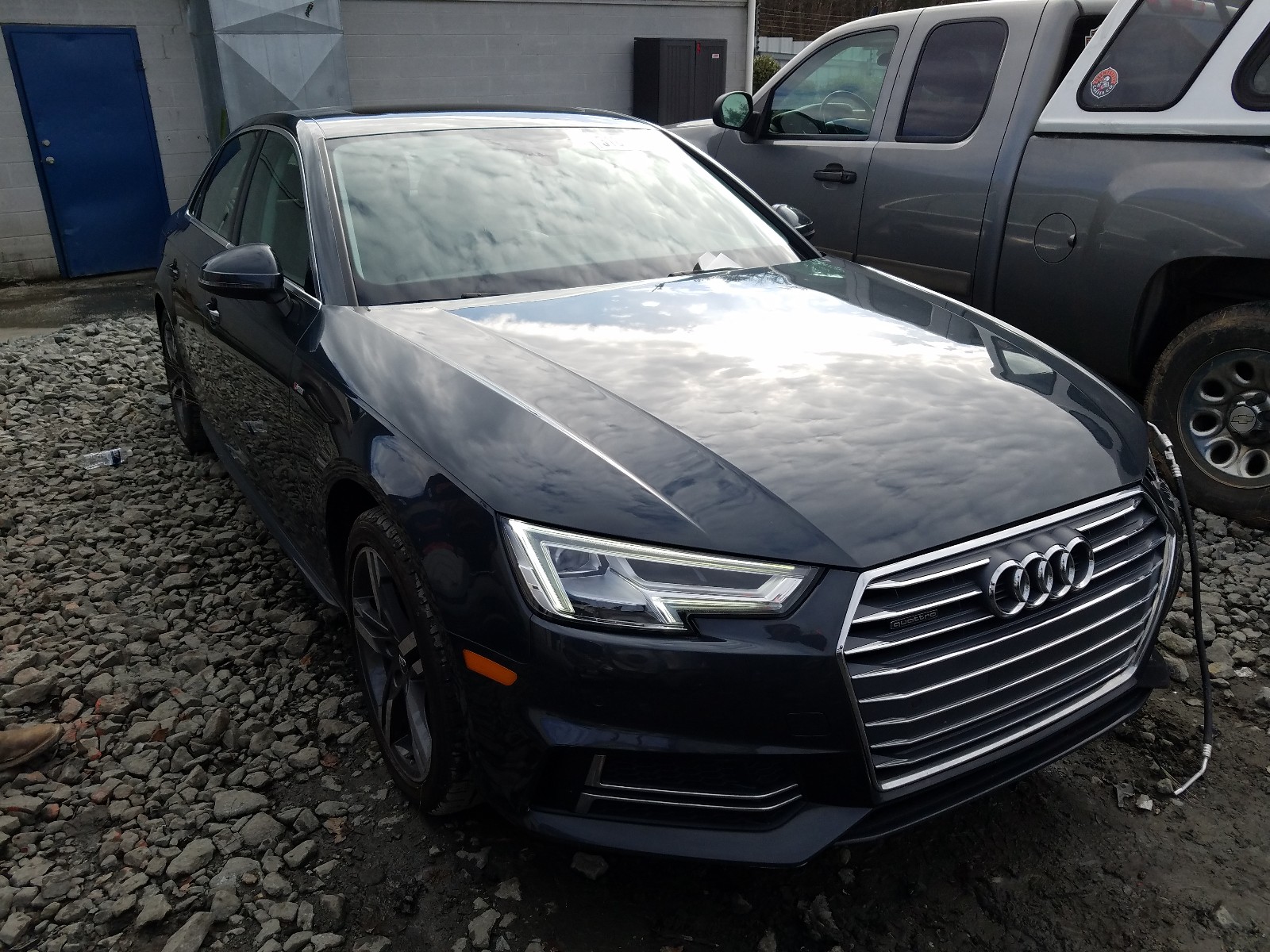 Audi A4 premium (2017)