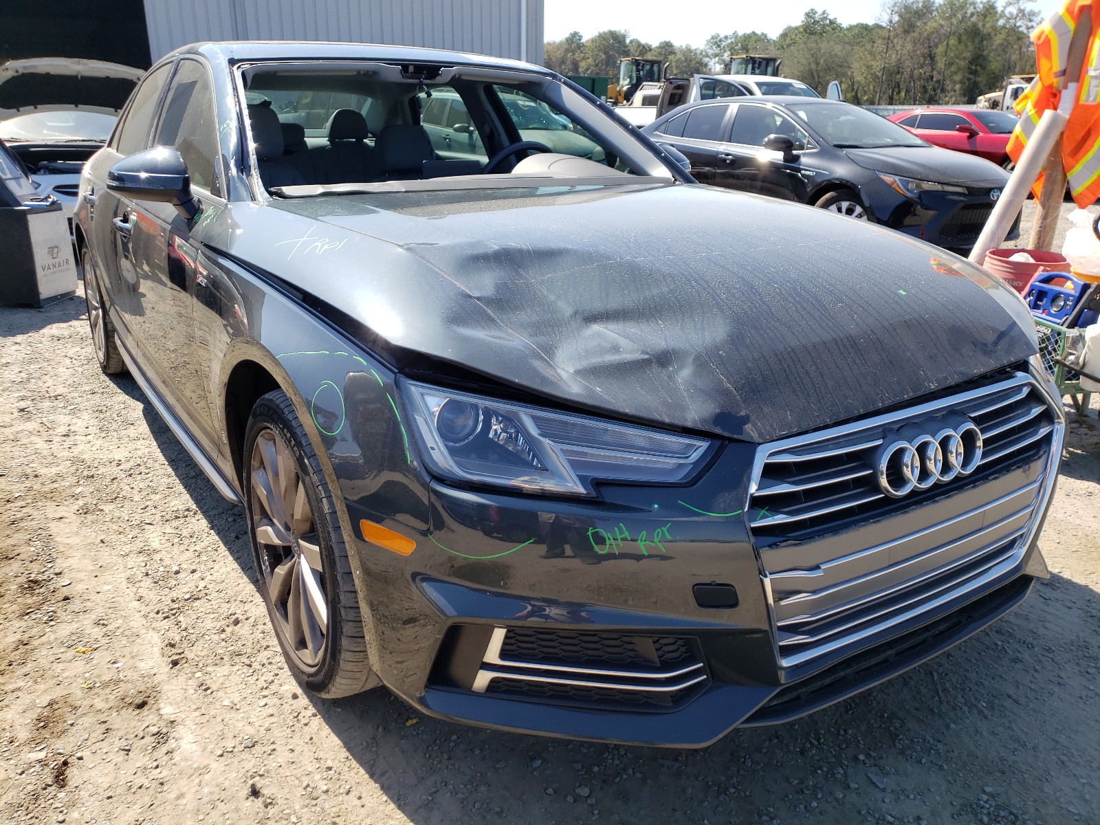 Audi A4 premium (2018)
