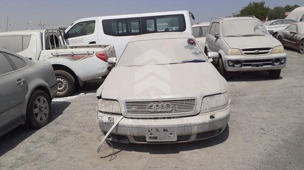 Audi S8 (2002)