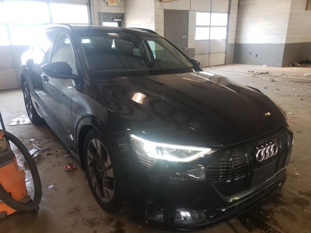 Audi E-tron pre (2021)