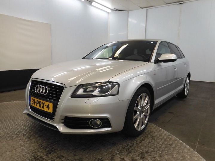 Audi A3 sportback (2011)
