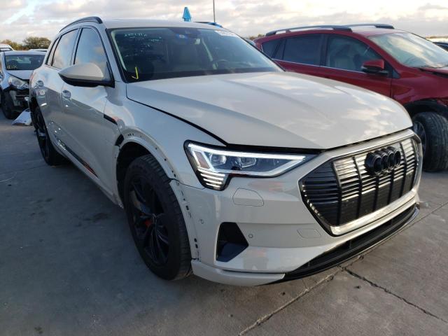 Audi E-tron pre (2021)