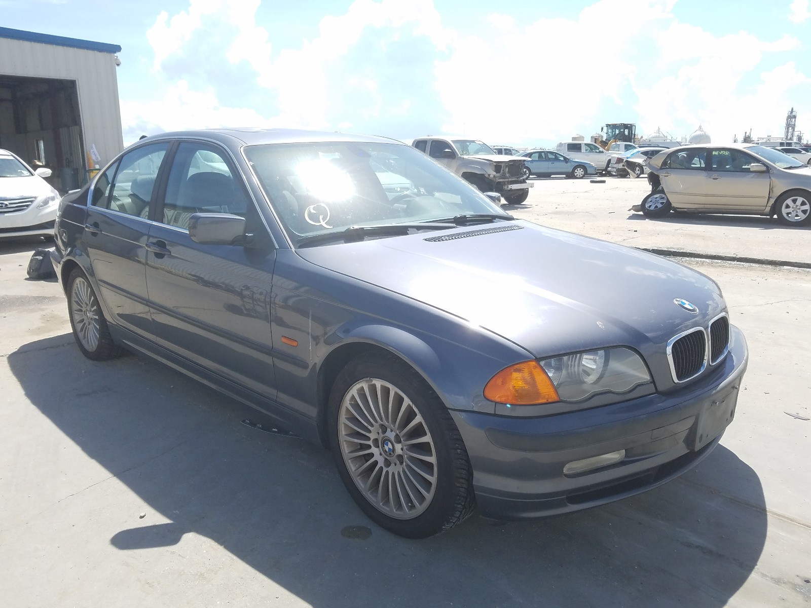 Bmw 330 i (2001)