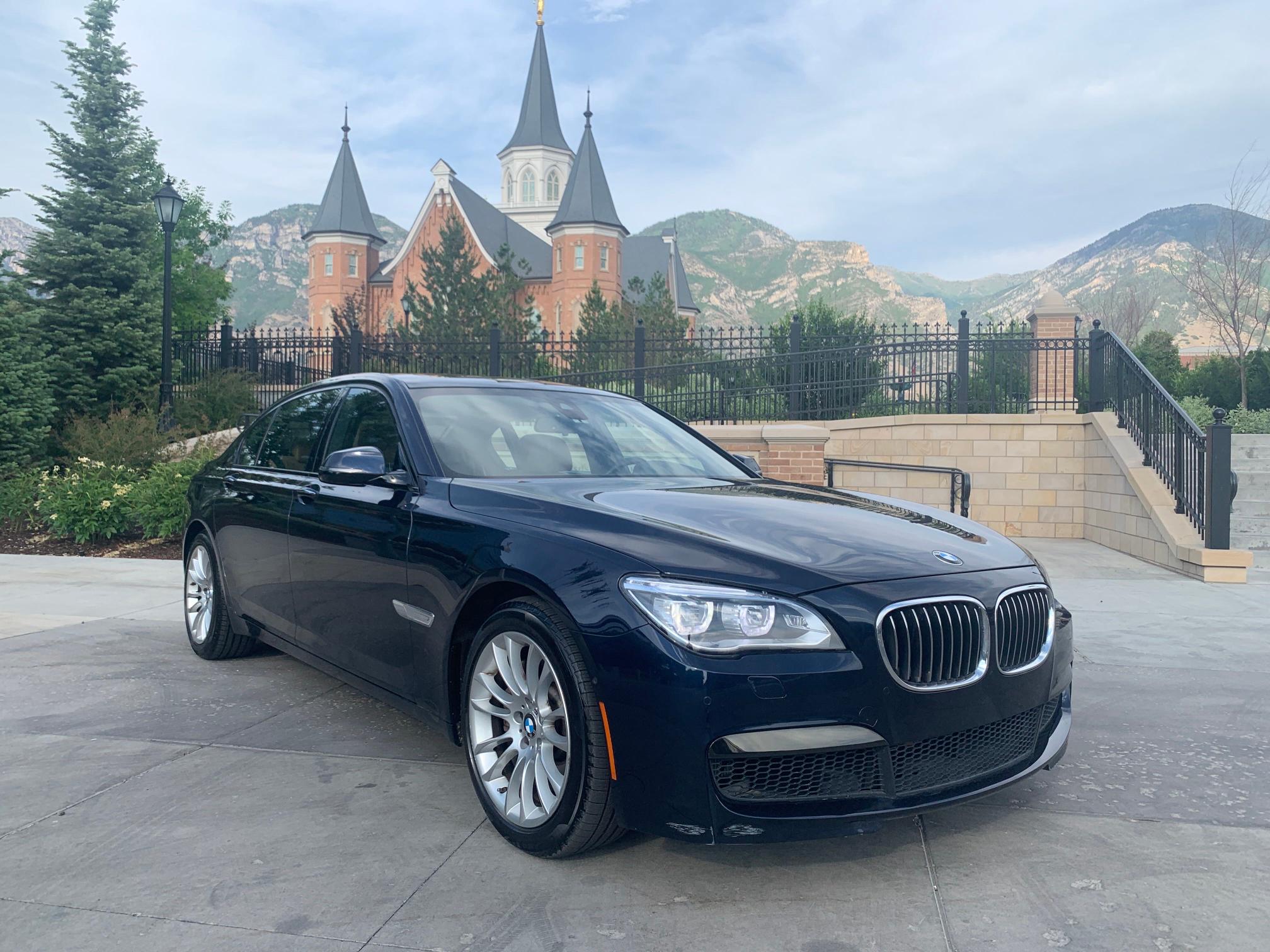 Bmw 750li xdri (2014)