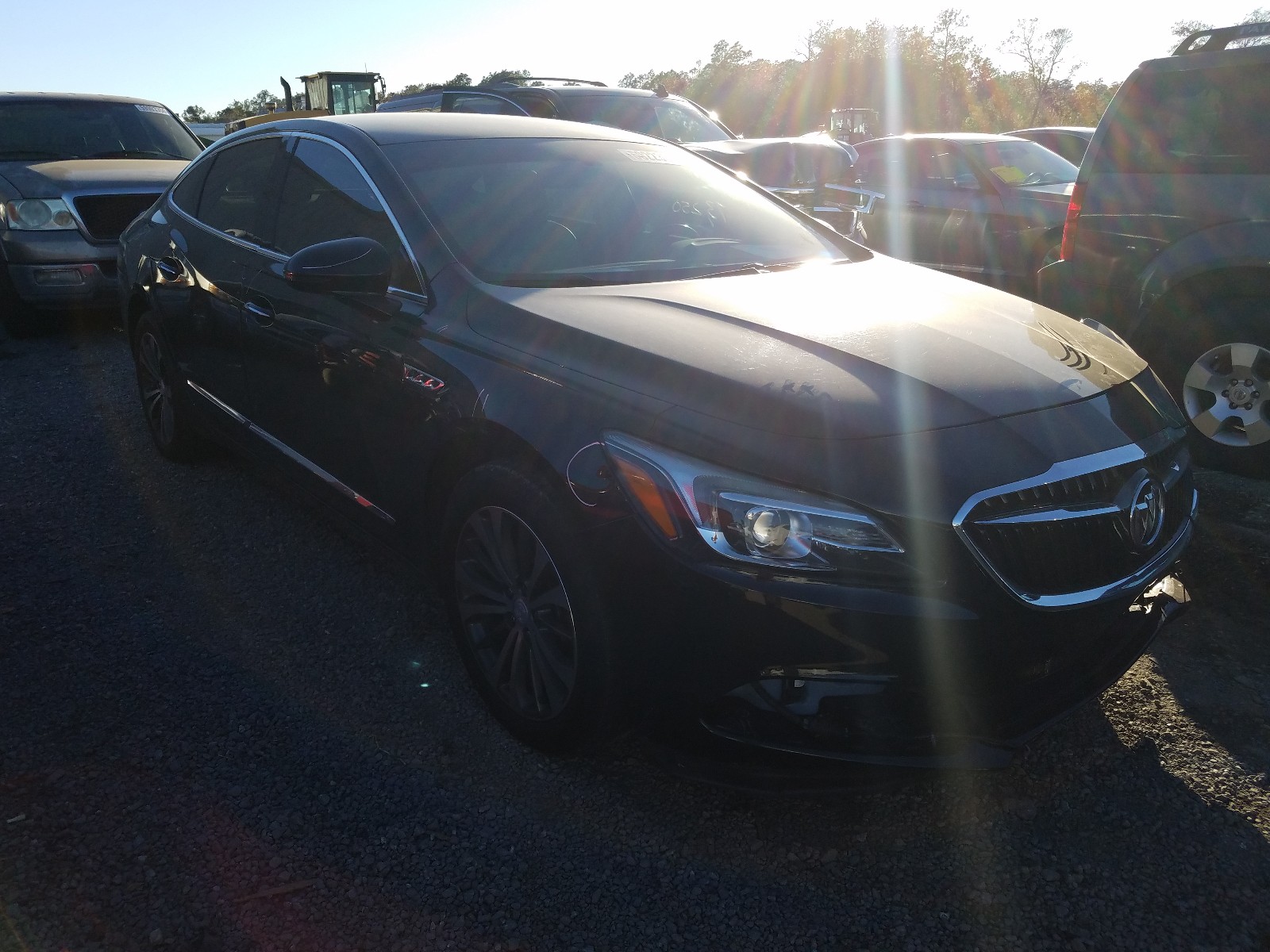 Buick Lacrosse e (2017)