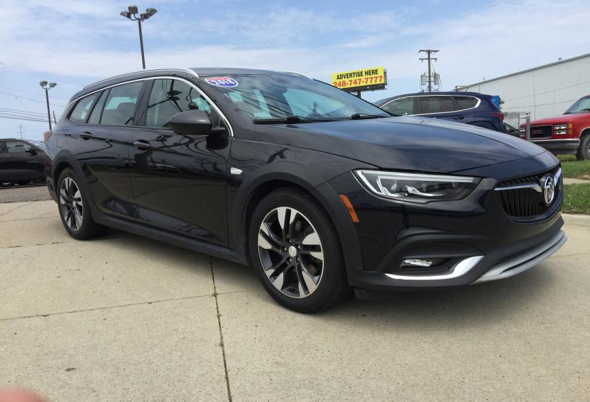 Buick Regal tour (2018)