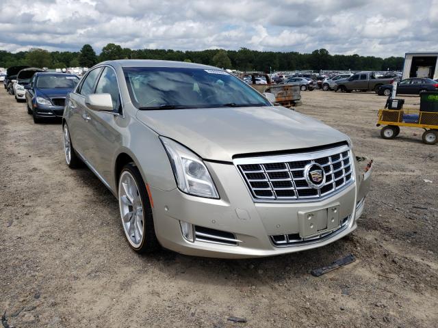 Cadillac Xts luxury (2015)