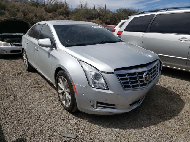 Cadillac Xts luxury (2014)