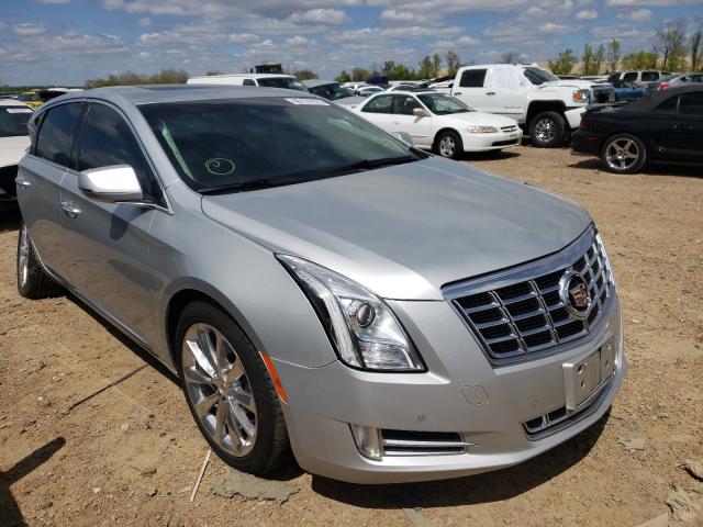 Cadillac Xts luxury (2013)