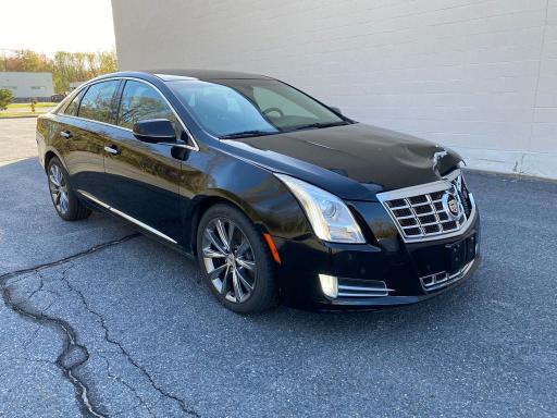 Cadillac Xts luxury (2013)
