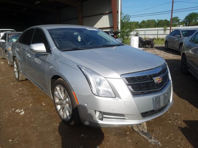 Cadillac Xts luxury (2016)