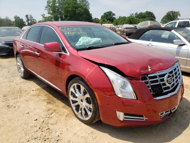 Cadillac Xts luxury (2014)