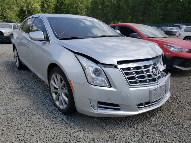 Cadillac Xts luxury (2013)
