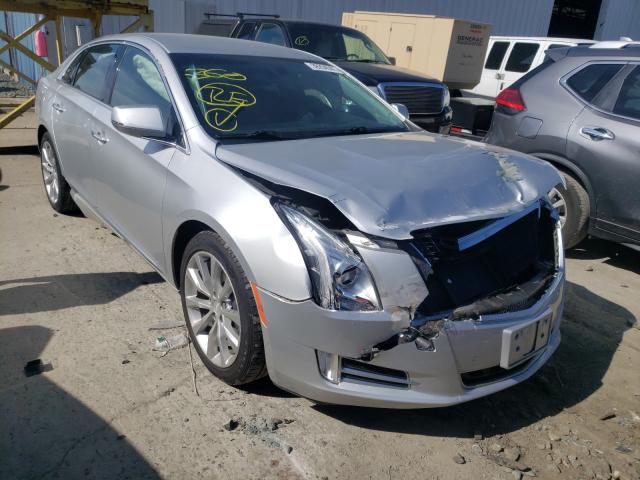 Cadillac Xts luxury (2016)
