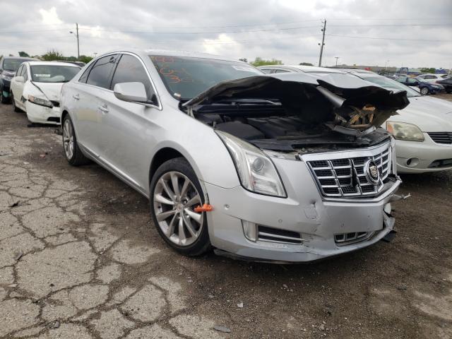 Cadillac Xts luxury (2014)