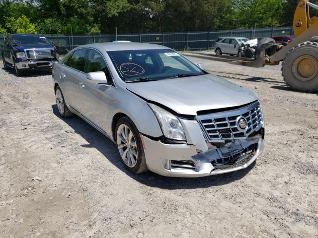 Cadillac Xts luxury (2013)
