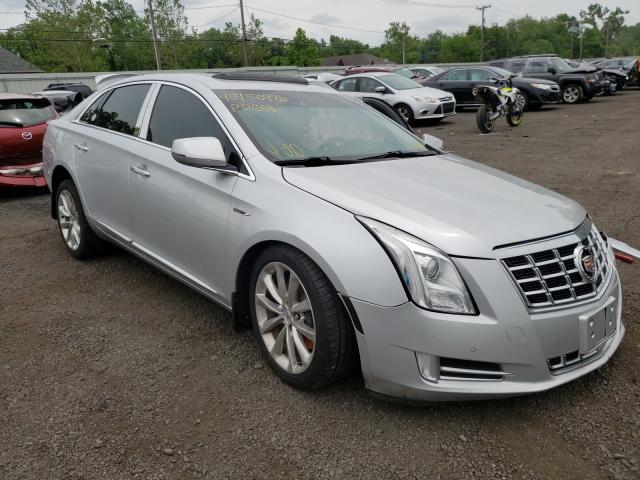 Cadillac Xts luxury (2013)