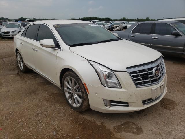 Cadillac Xts luxury (2014)