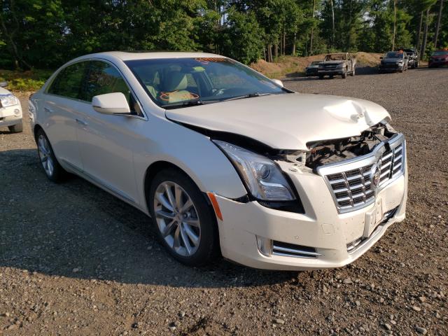 Cadillac Xts luxury (2014)