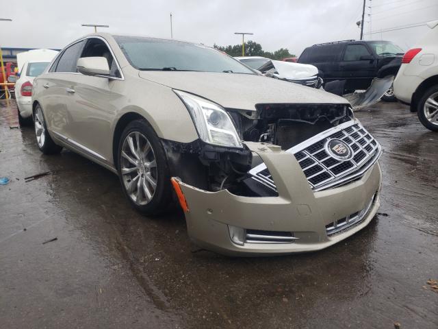 Cadillac Xts luxury (2015)